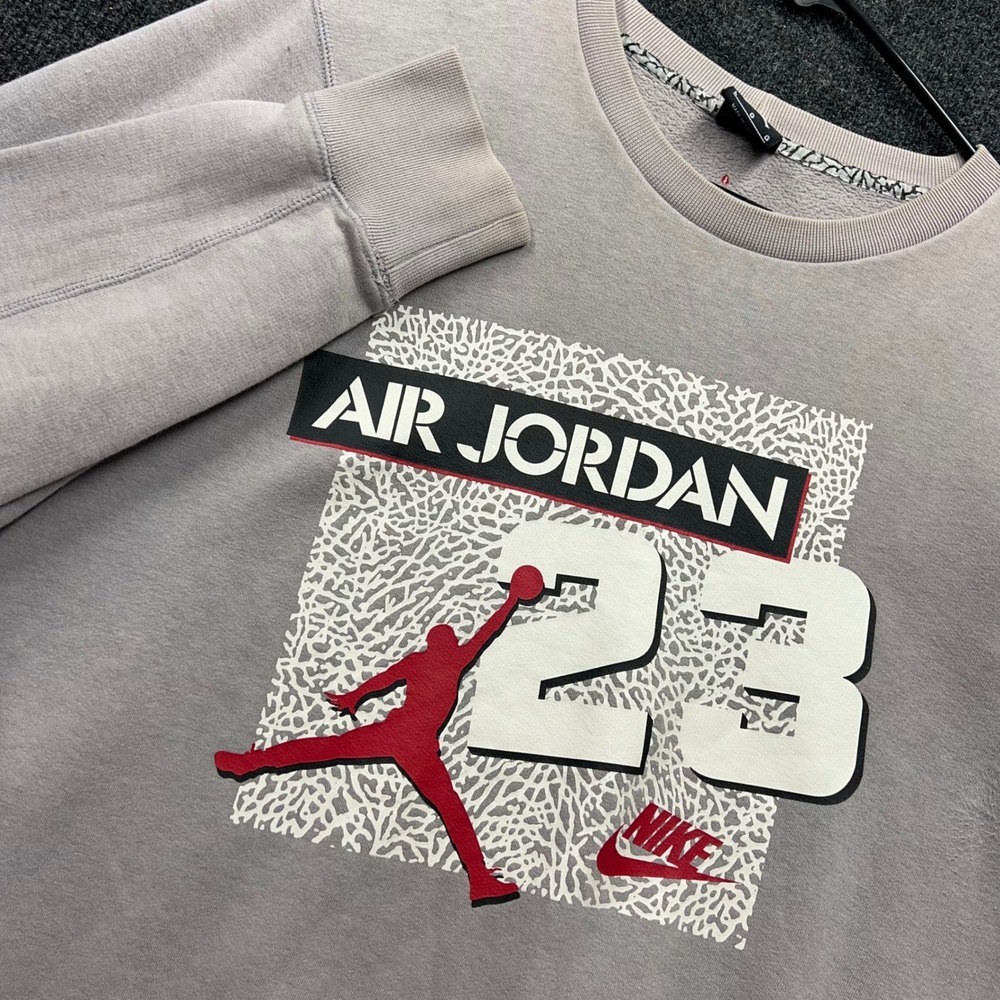 Jordan Air Jordan 23 Crewneck Sweatshirt Grey Large Jumpman Elephant Print 2794